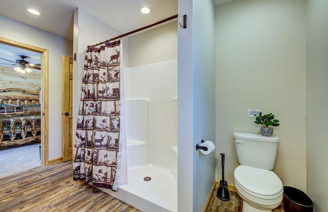 Top Notch Lodge by Avantstay Hot Tub, Game Room, Community Pool, Deck - Foto 23