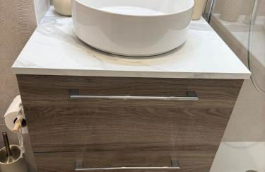 Le Balcon petit extérieur Idéal familles & couples à 10 min Disneyland Paris avec lit Queen size & parking privé - Foto 24