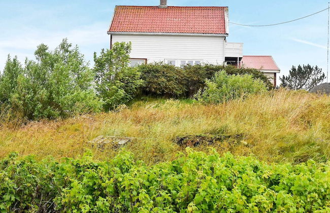 6 Person Holiday Home in Dyrvik - Foto 1