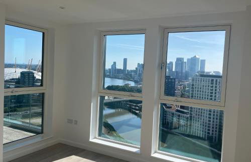 Penthouse with O2 Arena View, Free Parking & Portable AC - Foto 14