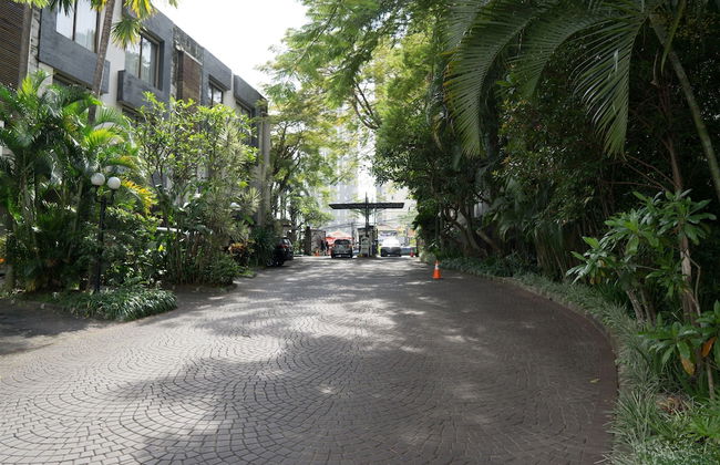 2BR Apartment with Private Bathtub at Galeri Ciumbuleuit 1 - Foto 35