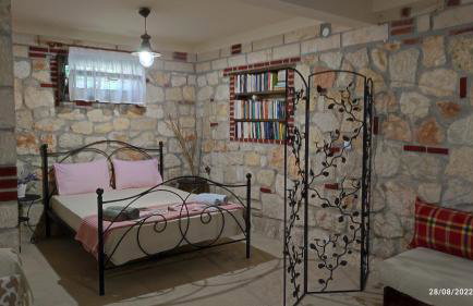 Artemis Stone House - Photo 27