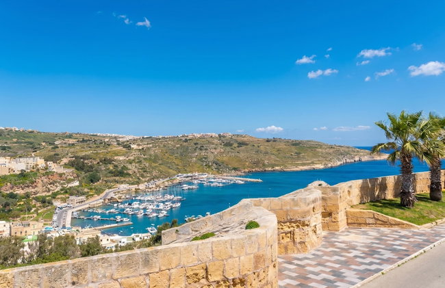 Harbour Views Gozitan Villa + Shared Pool - Photo 26