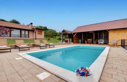 2 Bedroom Nice Home In Gornji Daruvar - Foto 11