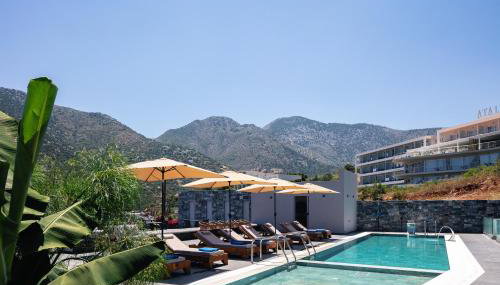 Isla Villas & Suites - Photo 1
