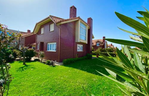 Casa de Anmar casa independiente con jardín, Ajo - Foto 2