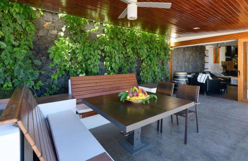 Luxury and Harmony House - Photo 33