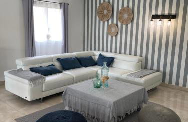 Villa Moana Lagune 4 chambres, 4 salles de bain, piscine privative chauffée à 30 degrés toute l année, balnéo, terrain de pétanque privé, ping-pong - Foto 11