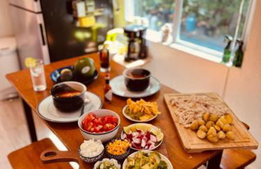 Quiet & Centrally located House - PRIVATE PARKING, LAUNDRY AND STORAGE FOR LUGGAGE - Foto 36