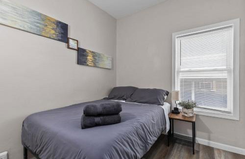 Central Oshkosh Stay - Walk to Lake and Downtown - Foto 2