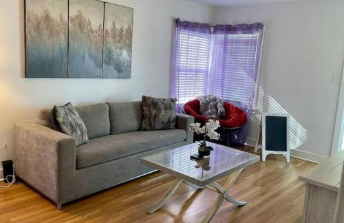 Pool Table A C Grill Out Netflix Bikes Yard - Photo 1