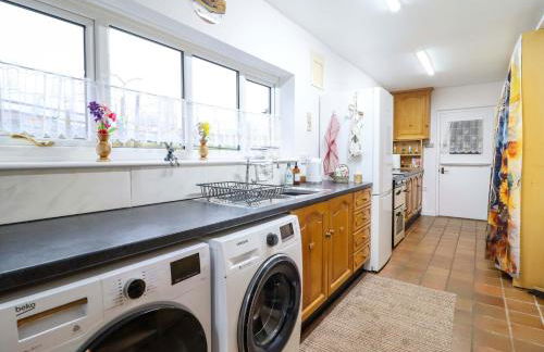 Bryn Y Garreg Cottage - The Wireless Tech Free Farm - Photo 14