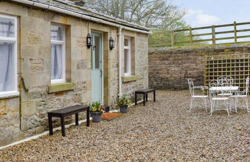 West Lodge - Photo 12