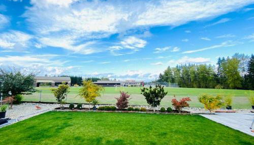 Shiny Rambler House with Spacious Solarium. - Foto 2, Garden, Garden view