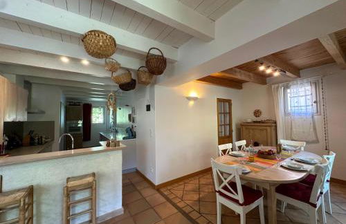 La Maison du Petit Hérisson de 170 m2 avec jardin parking accueil de 6 personnes barbecue - Foto 8