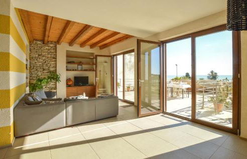 Stunning Apartment In Porto Empedocle - Foto 3