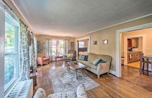 Townhome with Yard, 2 Mi to Downtown and Golfing - Foto 4