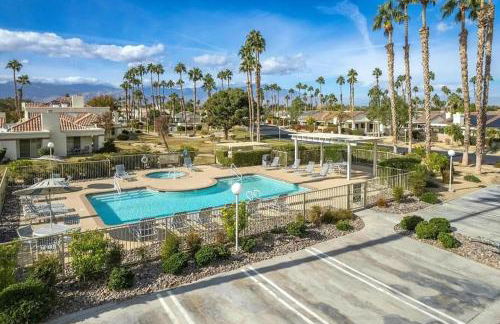 Desert Breezes Resort 1 Bedroom Suite with Resort Access - Foto 38