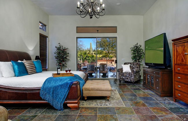 Custom Home! 2+ Acres True Indoor-outdoor Living! - Foto 2