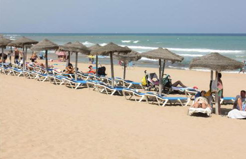 Awesome Apartment In Cala Del Moro - Torrev - Foto 5