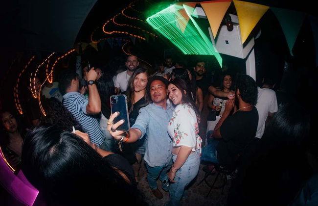 Cusco Pub Crawl - Photo 3