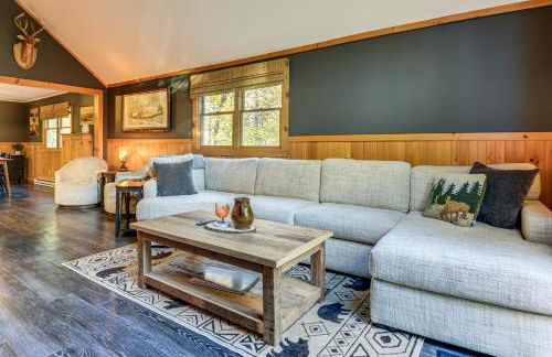 Hike, Ski and Relax Renovated Retreat in Wilmington - Foto 6