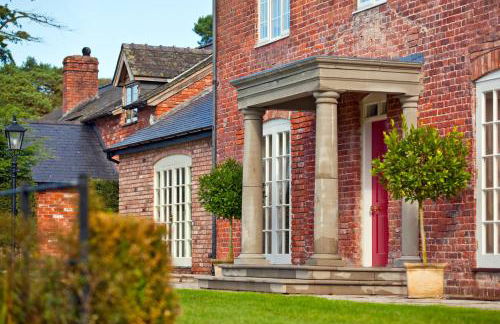 Bettws Hall Accommodation - Photo 17