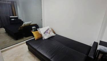 Blak Miroir Cosy T1 au cœur d'Evry - Foto 3