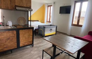 La Volpe Rossa Rooms and Apartments - Photo 25