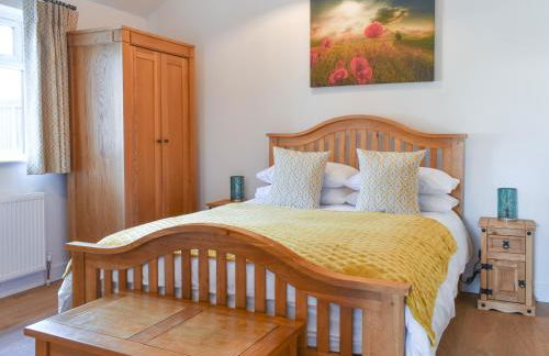 South Downs Lodge - Photo 8