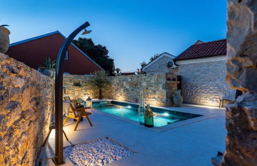 Cortile House - Photo 50