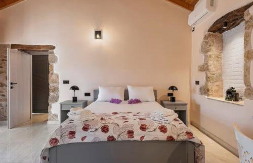 To Petrino Stone Mountain Retreat with Private Pool - Photo 10