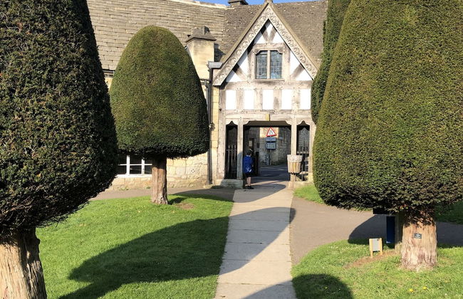 Cotswold Lodge - Photo 46