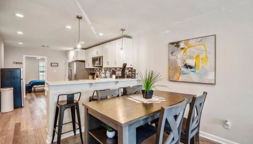 Winter Retreat 3b 3ba Huge backyard Mins from Downtown - Foto 3