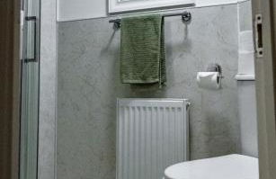 East Wing Apartment in Elgin - Foto 90