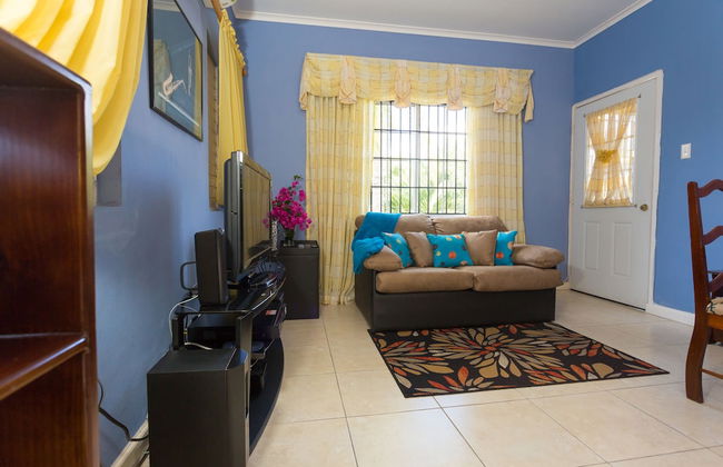 New Kingston Apt at Wellington Cove - Foto 28