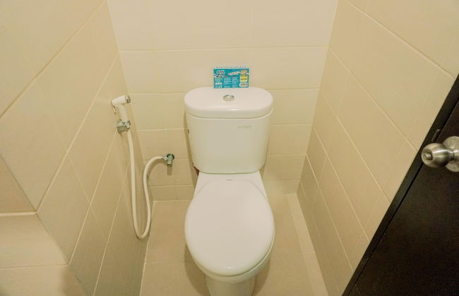 Homey And Cozy Stay Studio Belmont Residence Puri Apartement - Foto 14