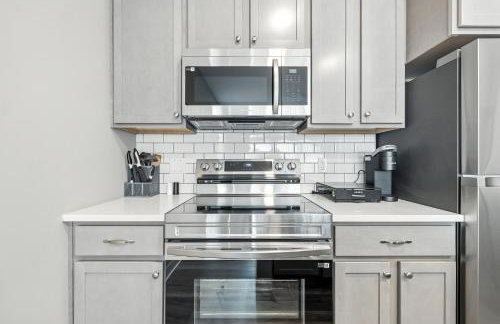 IRIE Living Retreat Kg 2bd Gym Pool Brand New - Foto 4