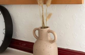 3 bed home sleeps 8 people located 1 min from train stop - Otley Terrace - Photo 19