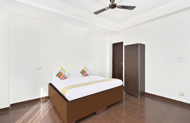 OYO 13878 Home Spacious 3BHK Kumarhatti - Foto 9