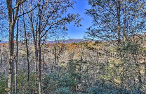 Natures Retreat with Hot Tub 7 Mi to Bryson City - Foto 26