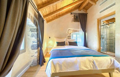 Luxury Jerini Estate - Photo 69