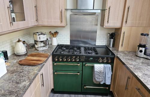 3-bed Cottage - Fast Wifi-big Garden - Town Centre - Foto 49