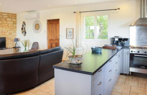 Cozy Home In Orgnac-L'aven With Wifi - Foto 17