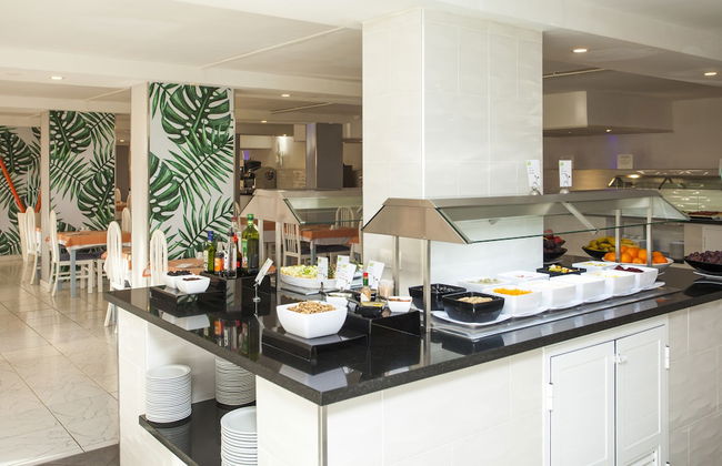 Palm Garden Apartments - Photo 23