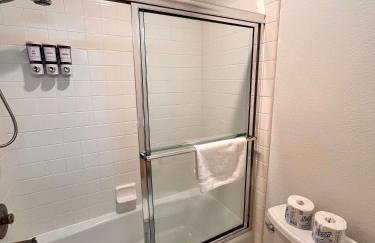 Snowcreek IV - Cozy Mammoth Ski Condo with Mtn Views and Hot Tub - Foto 26