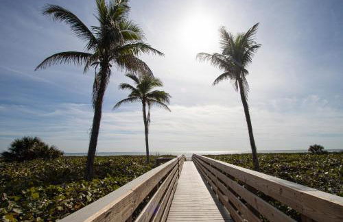 Breathtaking Panoramic Gulf Views on Sanibel - Sundial D401 - Foto 36