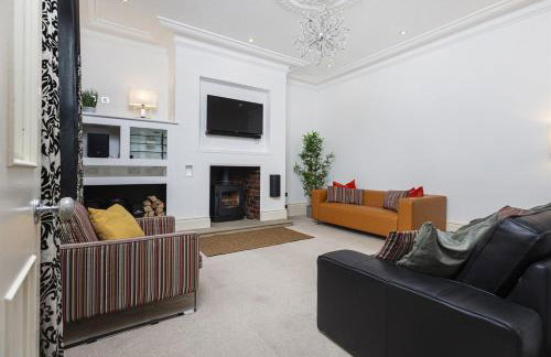 Thrushley Cottage - sleeps 7 - with roof terrace - Foto 5