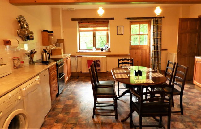 Court Farm Holiday Cottages - Foto 10