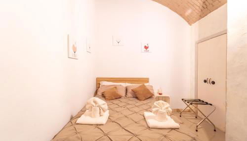 The Wine Cave - Via M Gioia, 47 - Huge Elegant 110 sqm Peaceful Retreat in Milan, 2 bedrooms, 8 minutes walking from Central Station, Milan - Foto 4, towels